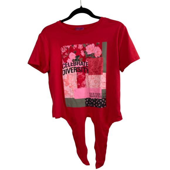 Women's Hot & Delicious Red Celebrate Diversity T-Shirt Tie in Front Large - Picture 2 of 11